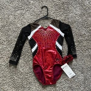 GK long sleeve CL Leo with crystals and mesh sleeves